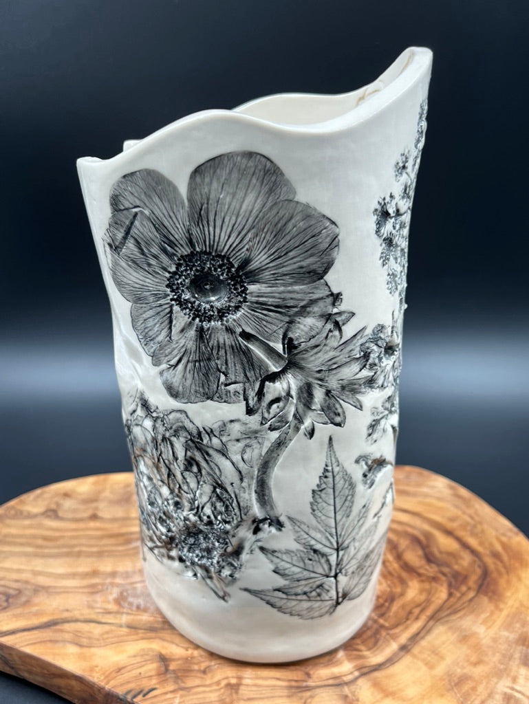 Black floral vase