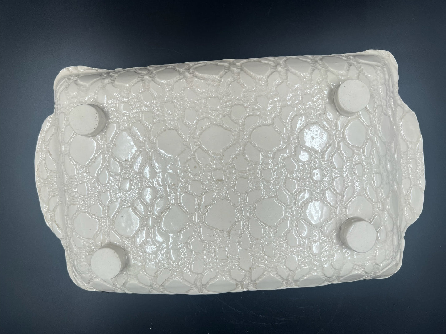 Cream lace tray with corner flowers and gold rim