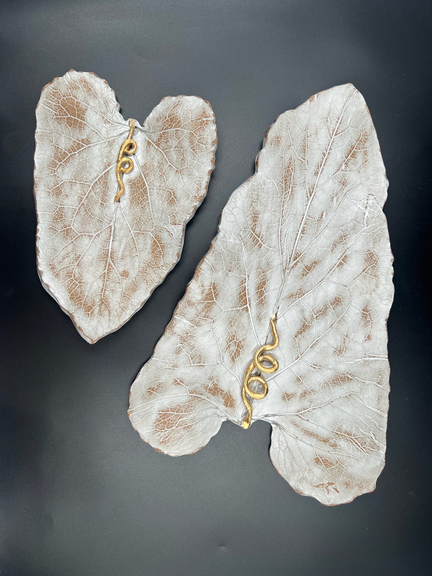 Stone leaf tray with gold stem and gold dusting