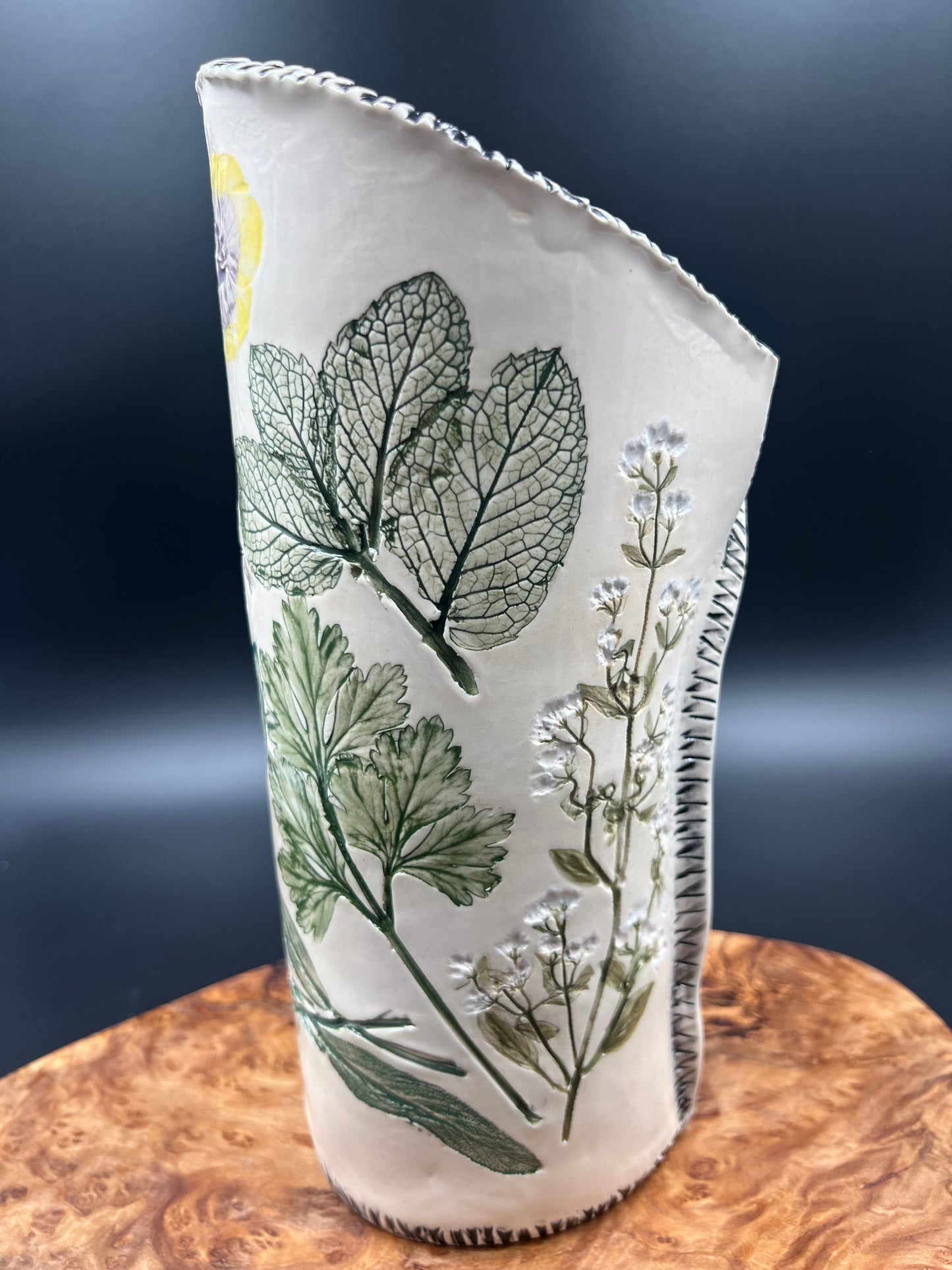 Summer '24 Herb Vase with Cicada