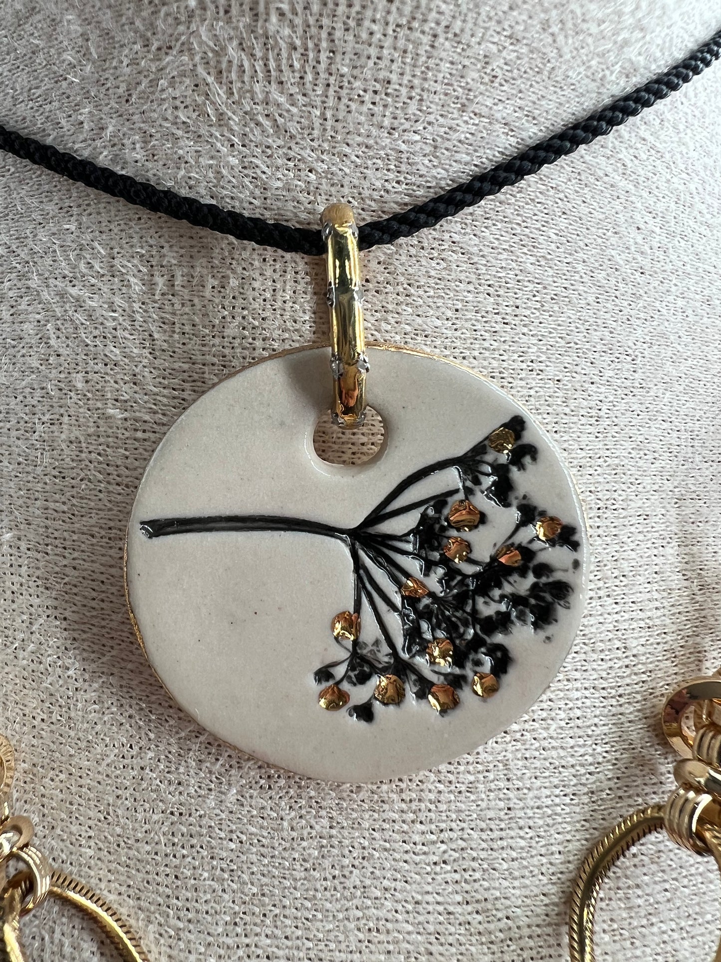 Queen Anne's Lace Pendant Necklace
