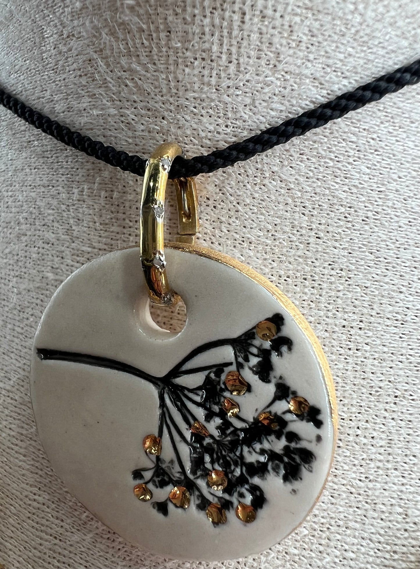 Queen Anne's Lace Pendant Necklace