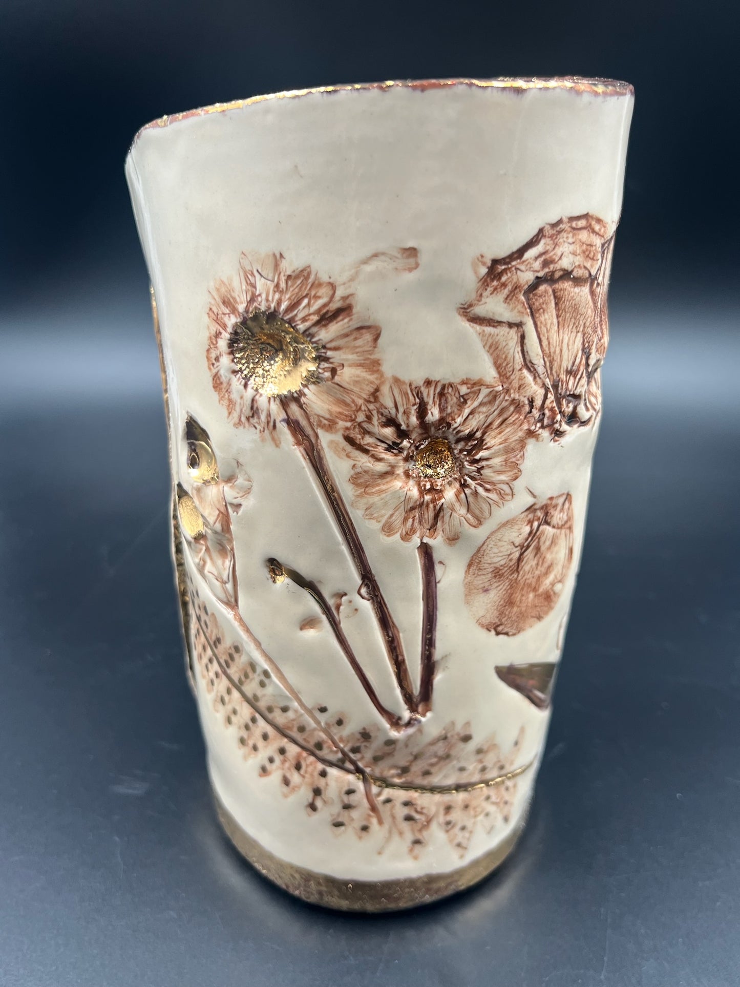 Sepia floral lace vase with gold rim