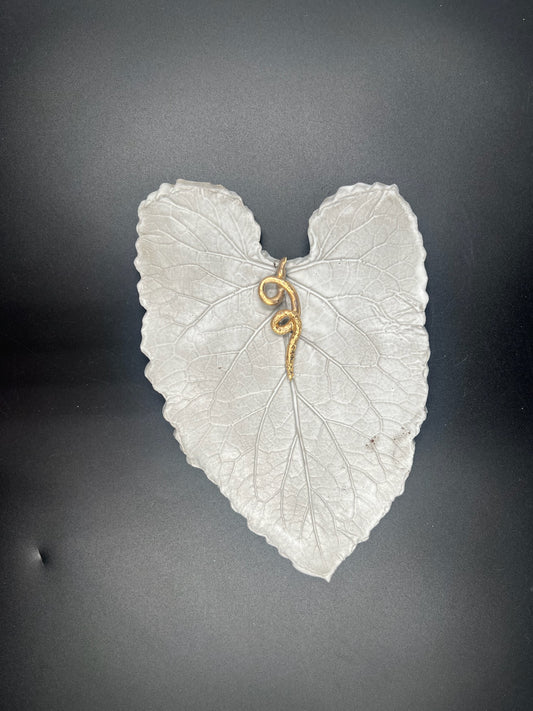 Stone leaf with gold stem