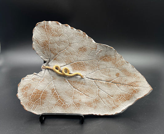 Stone leaf tray with gold stem and gold dusting