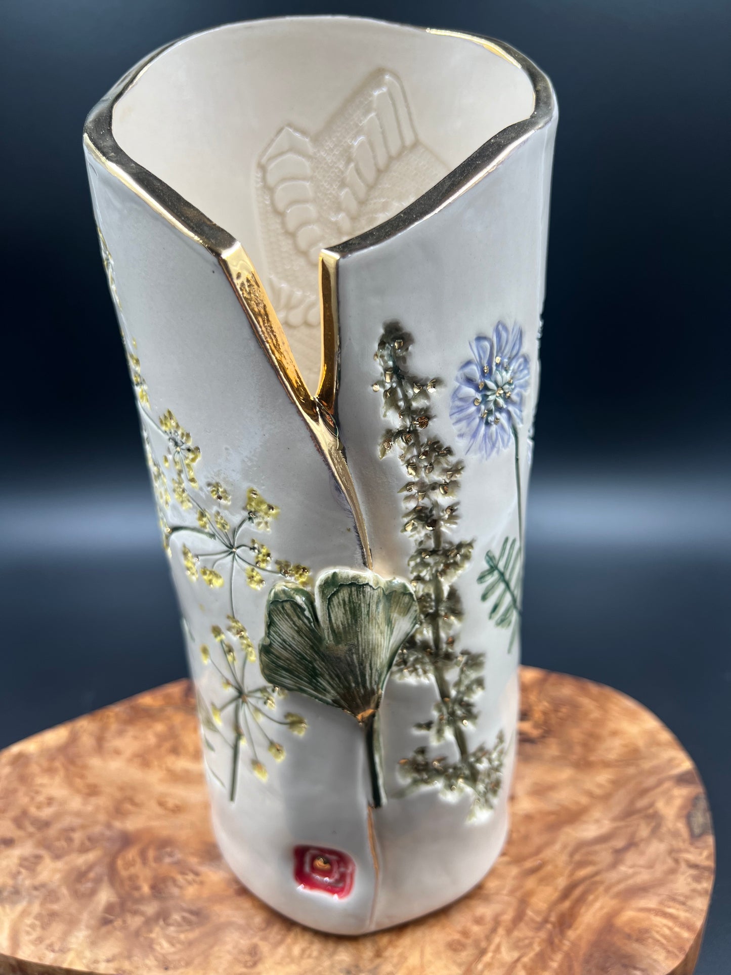 Wildflower and Ginkgo Color Vase with Gold Accent